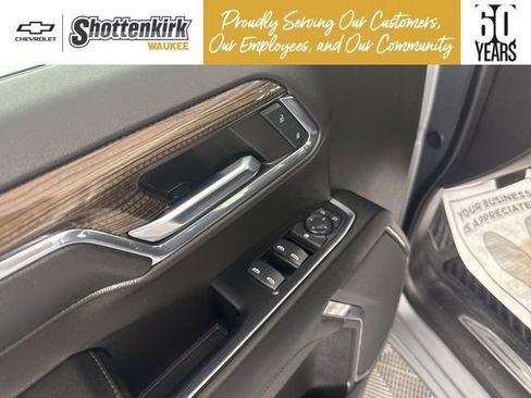 Used 2024 Chevrolet Silverado 1500 LT image 24