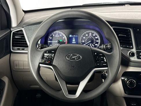 Used 2017 Hyundai Tucson SE w/ SE Popular Package 02 AWD/4WD image 19
