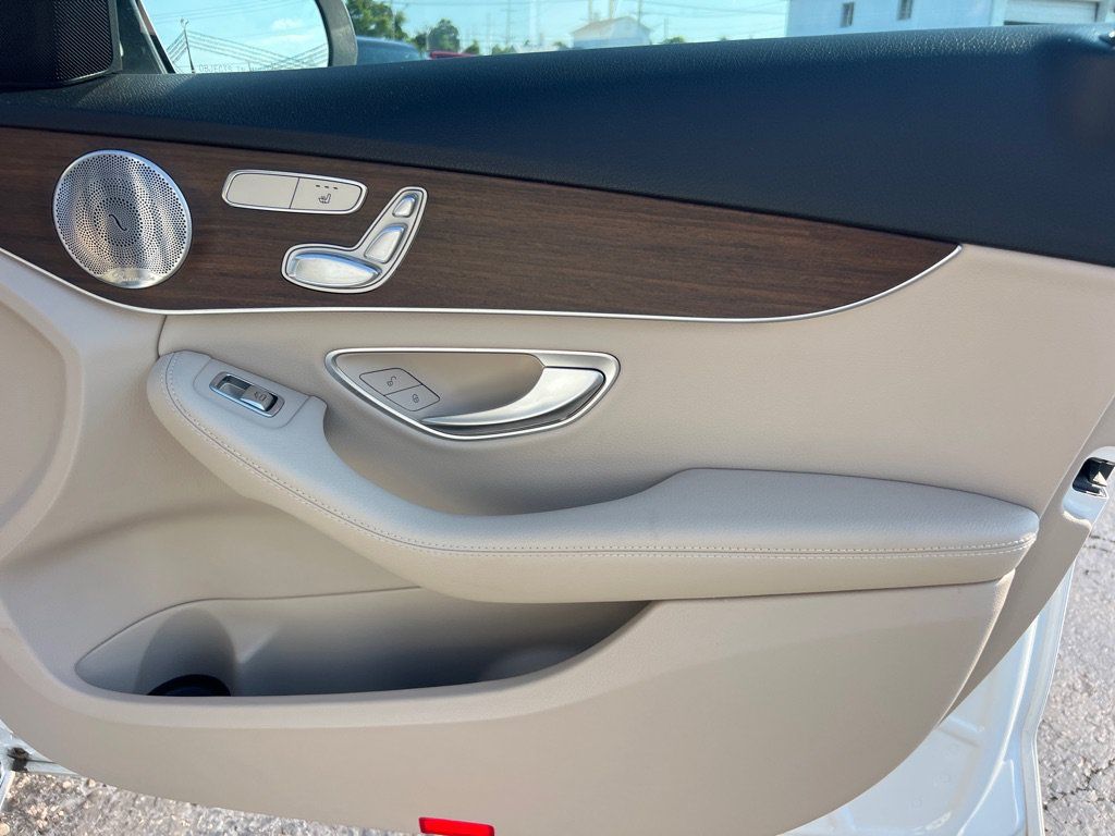Used 2021 Mercedes-Benz C 300 4MATIC Sedan image 19