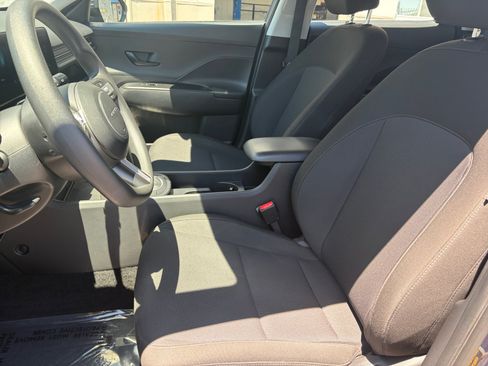 Used 2024 Hyundai Kona SE AWD/4WD image 14