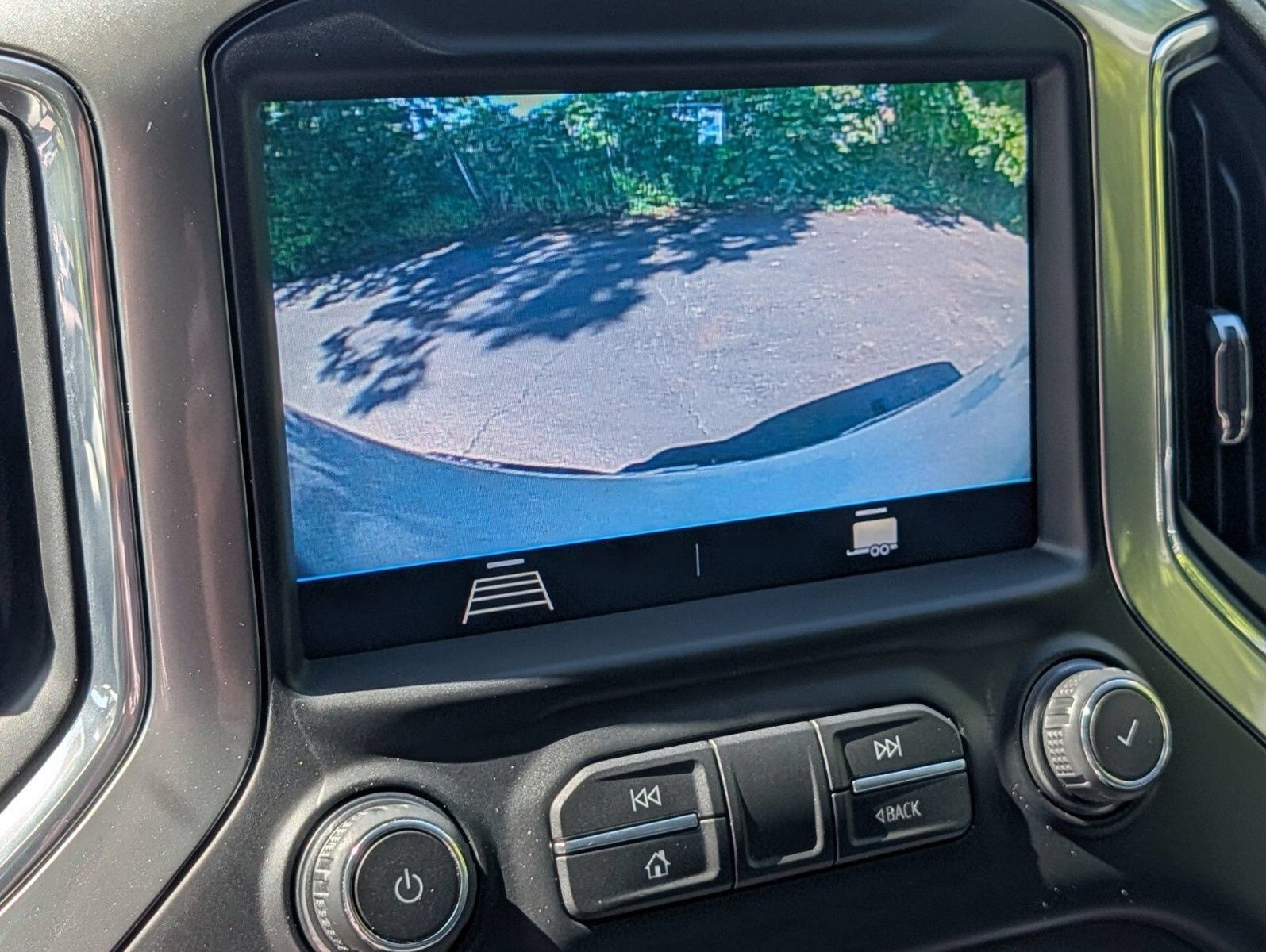 Used 2020 Chevrolet Silverado 1500 RST w/ All-Star Edition AWD/4WD image 6