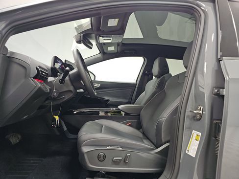 Used 2023 Volkswagen ID.4 Pro S image 7