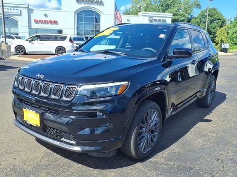 Certified 2023 Jeep Compass High Altitude AWD/4WD image 3