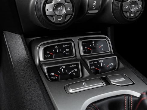 Used 2010 Chevrolet Camaro SS w/ LPO, Ground Effects Package RWD image 17