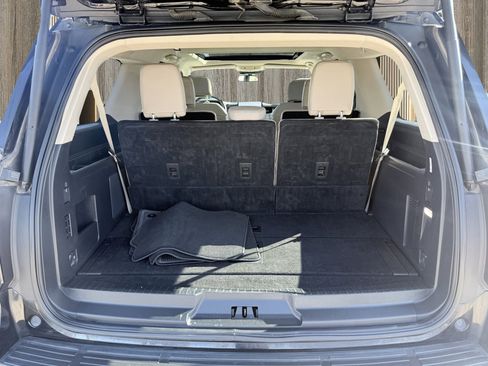 Used 2024 Ford Expedition Max Limited image 14