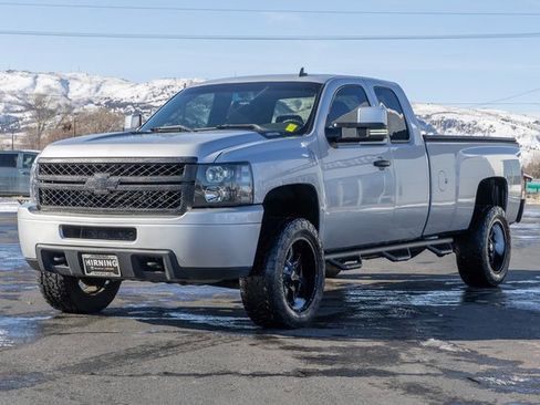 Used 2013 Chevrolet Silverado 2500 LT image 30