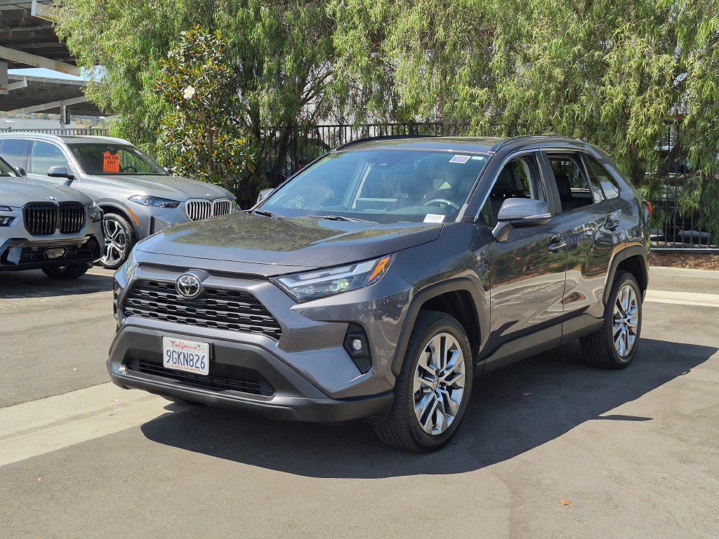 Used 2023 Toyota RAV4 XLE Premium FWD image 2