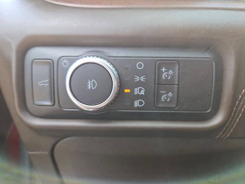 Used 2023 Ford Explorer King Ranch w/ Technology Package RWD image 31