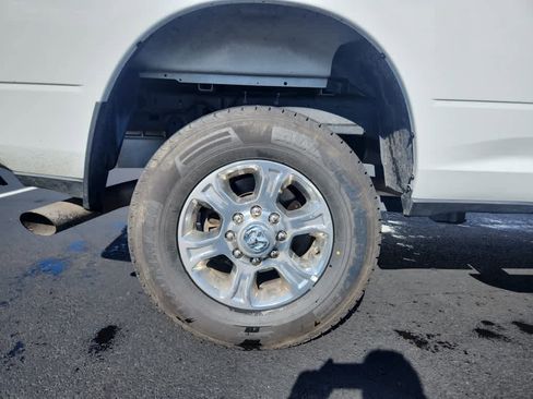 Used 2024 RAM 2500 Big Horn image 10