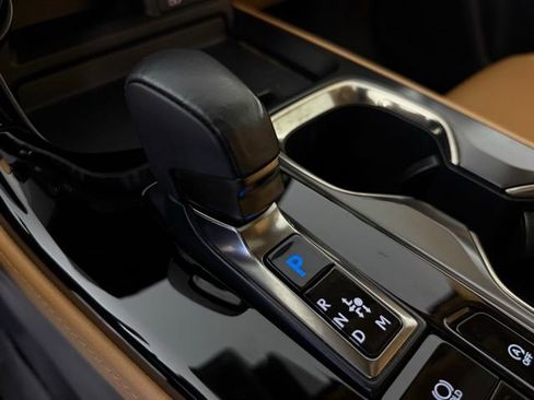 Used 2024 Lexus NX 250 FWD w/ Towing Package (2000 Lbs) image 21