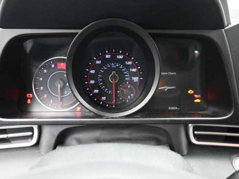 Used 2023 Hyundai Elantra SEL image 7