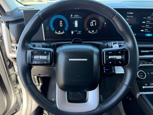 Used 2025 Hyundai Santa Fe SEL AWD/4WD image 21