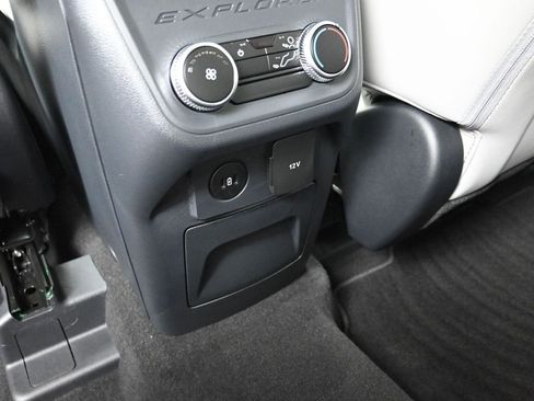 New 2026 Ford Explorer Active w/ Active Comfort Package RWD image 30