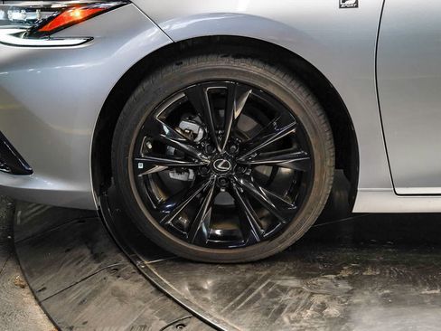 Used 2024 Lexus ES 350 F Sport w/ Accessory Package (Z1) FWD image 9