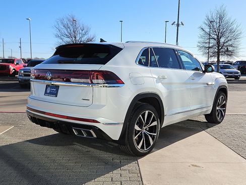 Certified 2025 Volkswagen Atlas Cross Sport SEL Premium R-Line image 3