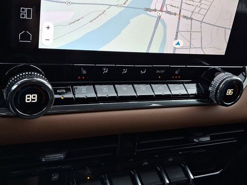 New 2026 GMC Canyon AT4 image 15