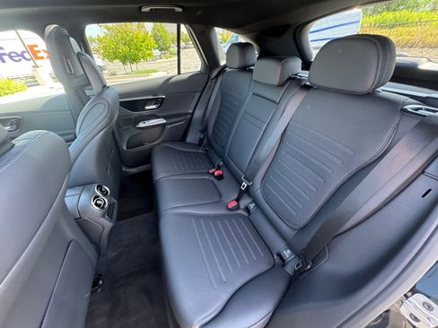 Used 2026 Mercedes-Benz GLC 300 4MATIC image 14