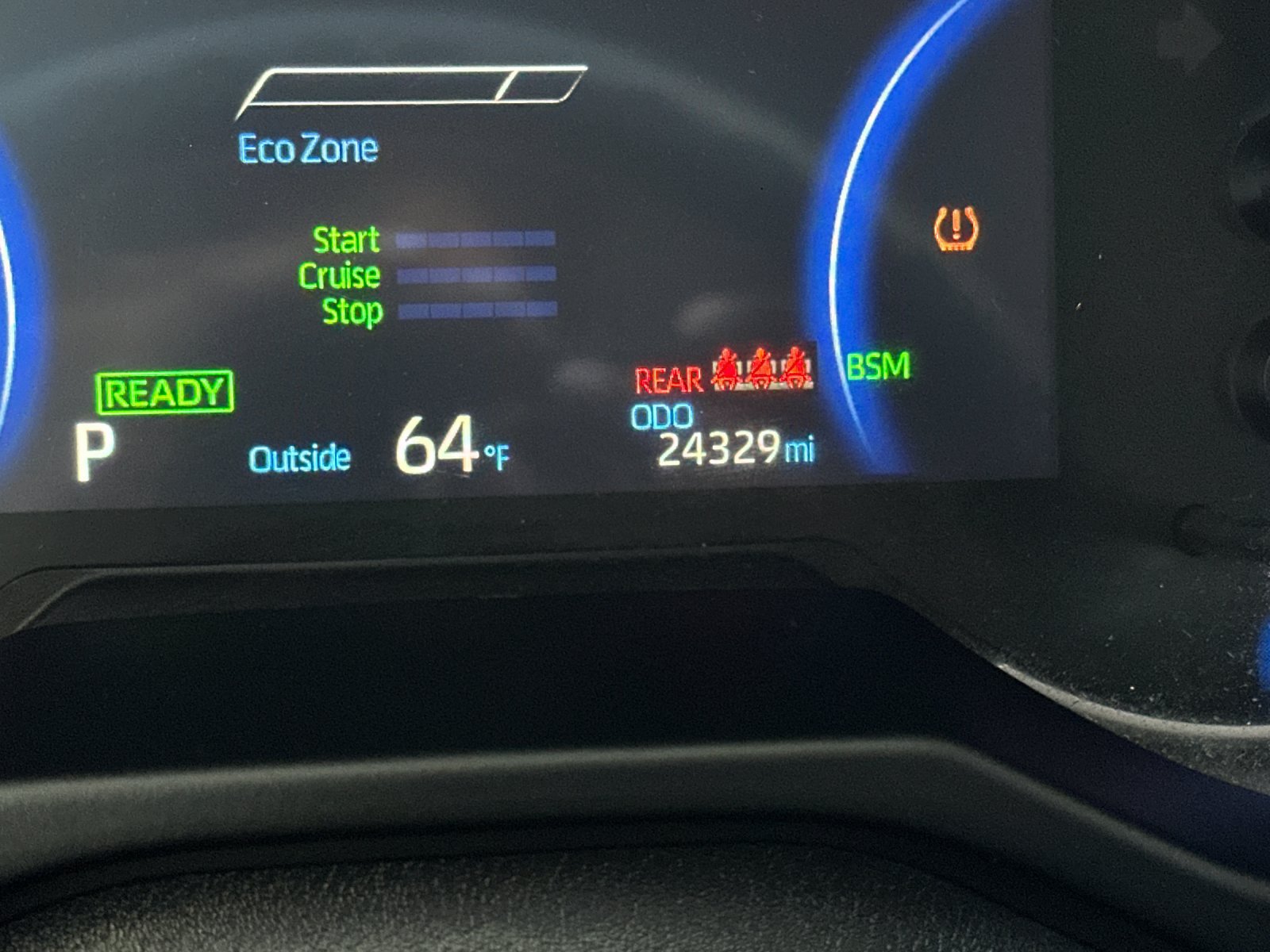 Used 2024 Toyota RAV4 LE AWD/4WD image 24