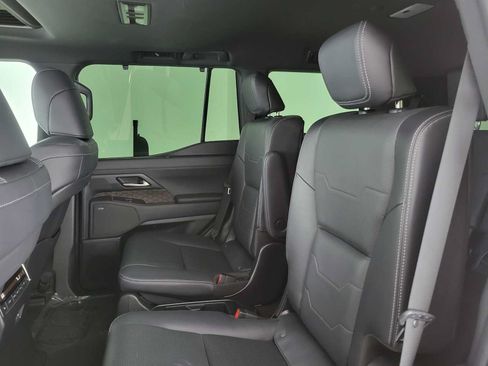 Used 2024 Lexus GX 550 w/ Accessory Package (Z1) AWD/4WD image 20