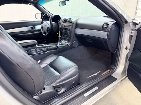 Used 2004 Ford Thunderbird RWD image 16