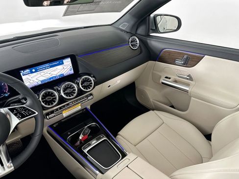 New 2026 Mercedes-Benz GLA 250 GLA 250 image 23