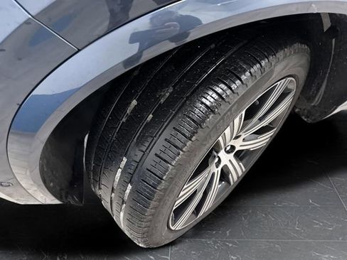 Used 2024 Volvo XC90 B5 Plus image 38