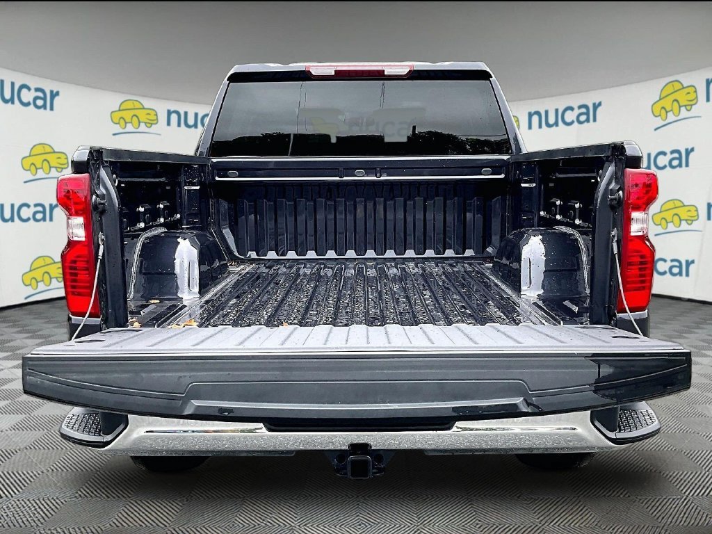 Used 2024 Chevrolet Silverado 1500 LT AWD/4WD image 32