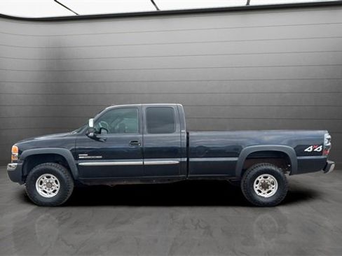 Used 2004 GMC Sierra 2500 SLE w/ Heavy-Duty Power Package image 6
