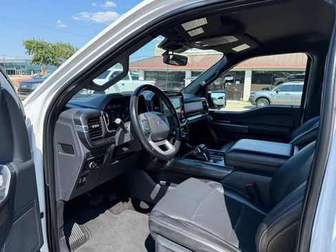 Used 2022 Ford F150 XLT w/ Equipment Group 302A High image 16