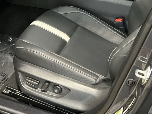 Used 2025 Toyota Camry SE FWD image 14