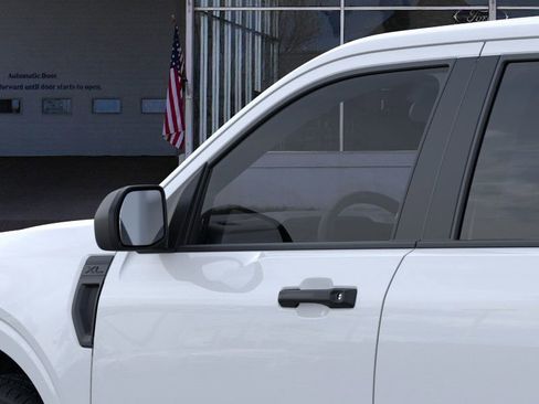 New 2025 Ford Maverick XL image 21