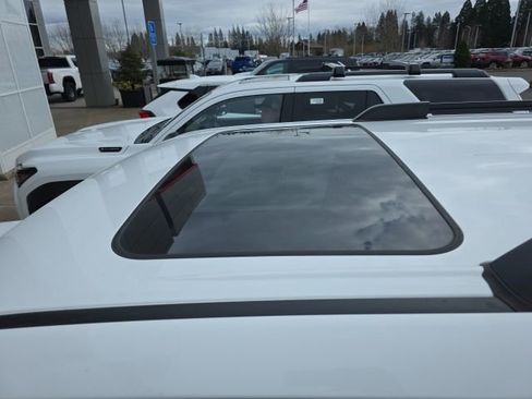 Used 2023 Toyota 4Runner TRD Off-Road Premium w/ Moonroof Package image 8