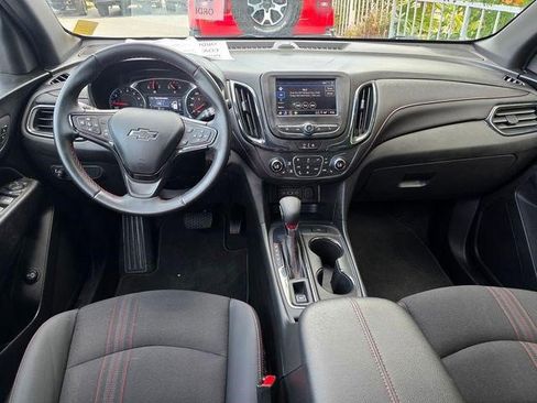 Certified 2024 Chevrolet Equinox RS FWD image 17