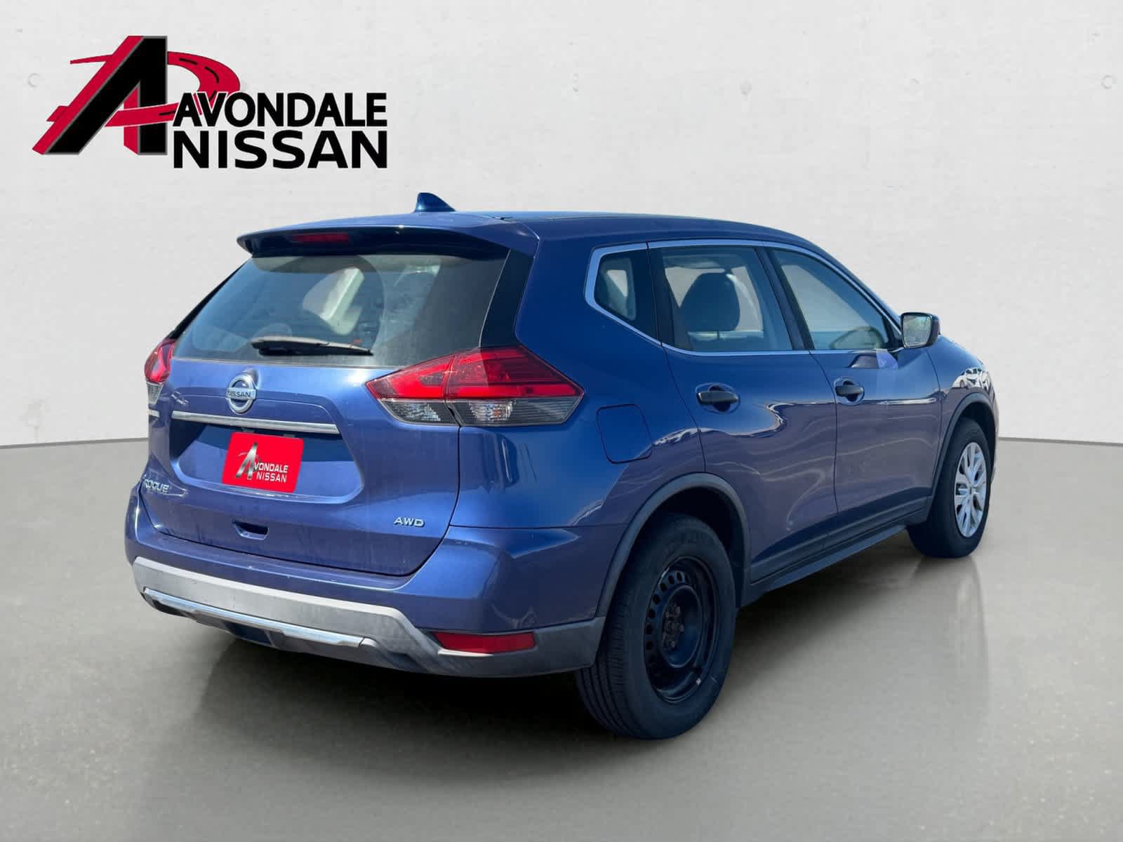 Used 2017 Nissan Rogue S AWD/4WD image 4