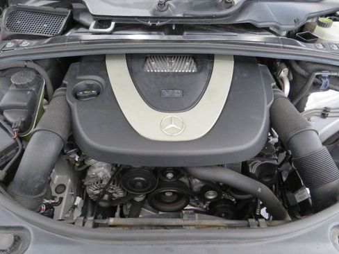 Used 2010 Mercedes-Benz R 350 4MATIC image 26
