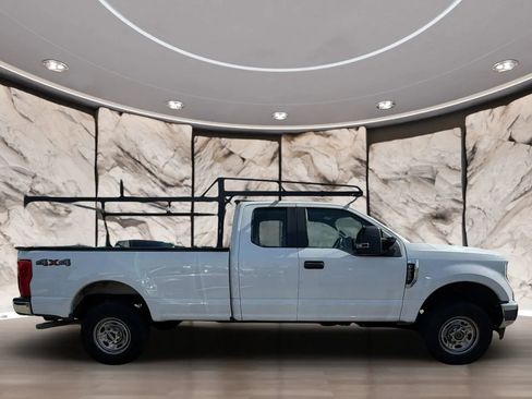 Used 2019 Ford F250 XL w/ XL Value Package AWD/4WD image 4