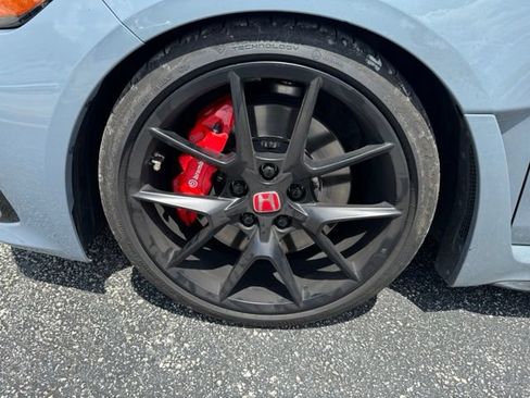 Used 2024 Honda Civic Type R image 7