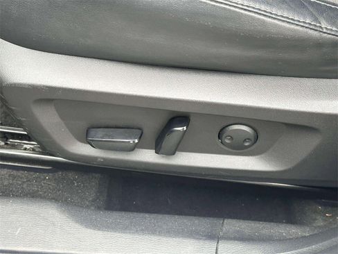 Used 2023 Mitsubishi Outlander SE image 19