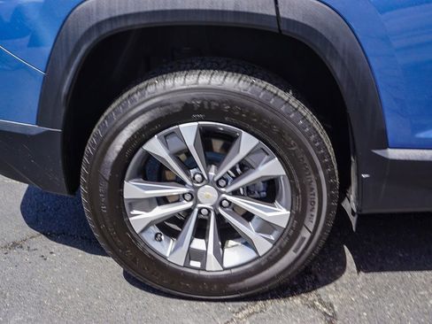 Used 2026 Chevrolet Equinox LT w/ LPO, Floor Liner Package FWD image 8