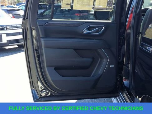 Used 2024 Chevrolet Suburban LT image 34