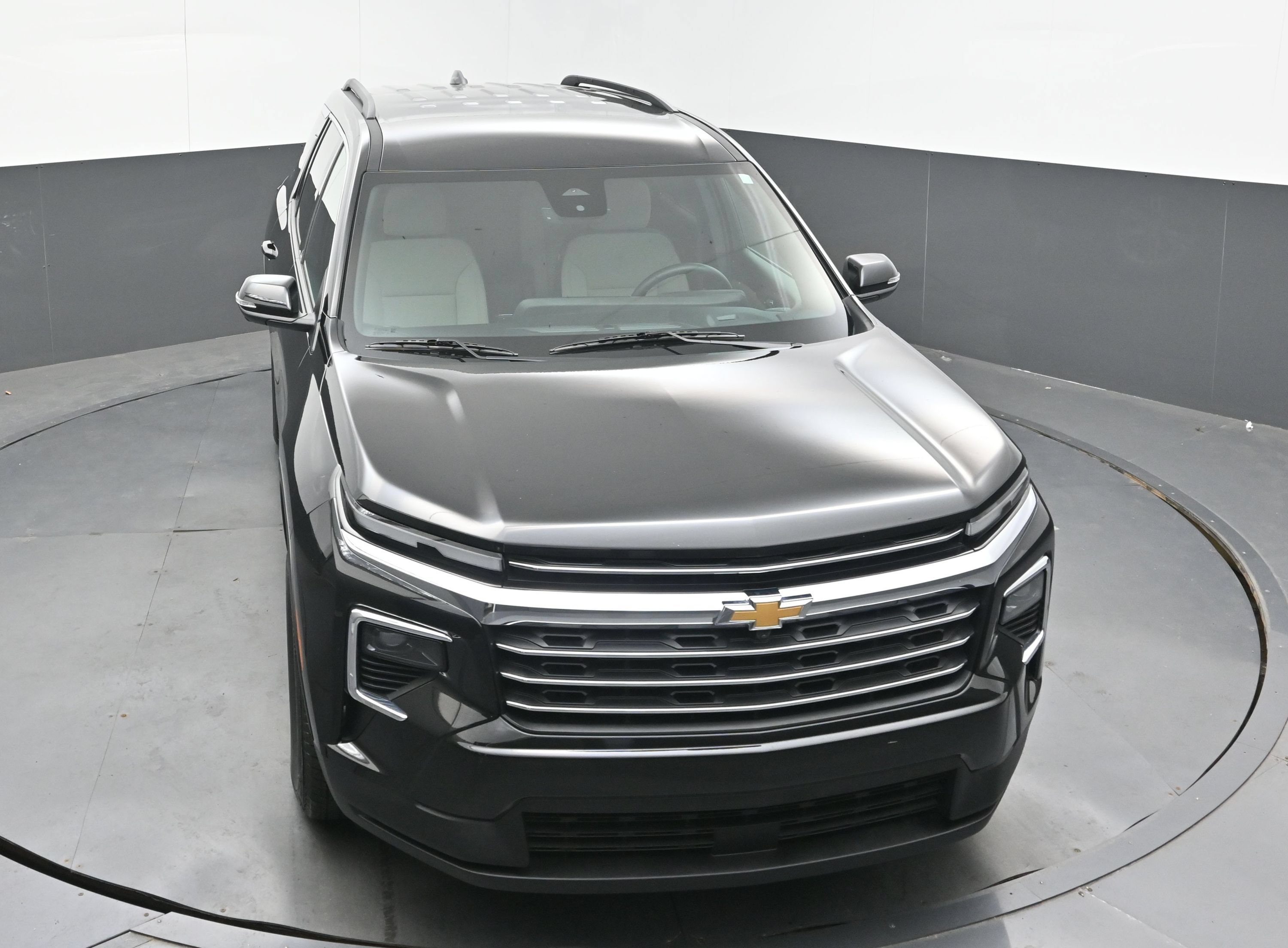 Used 2026 Chevrolet Traverse LT w/ Driver Confidence Package FWD image 33