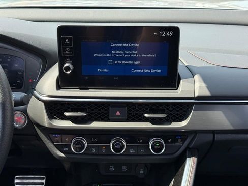 Certified 2025 Acura ADX A-Spec image 17