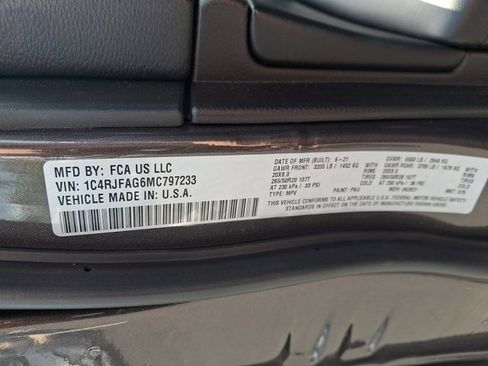 Used 2021 Jeep Grand Cherokee Laredo X AWD/4WD image 26