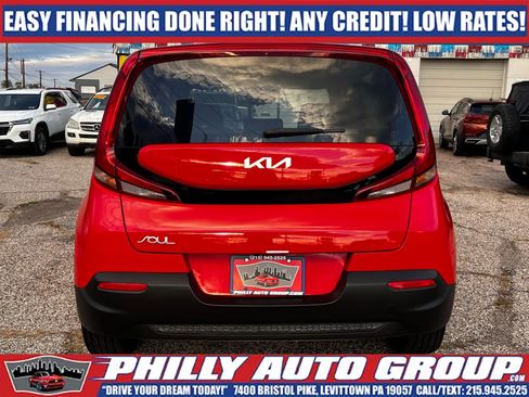Used 2022 Kia Soul S FWD image 7