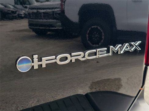 Used 2024 Toyota Land Cruiser Base image 11