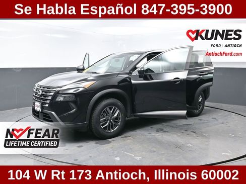 Used 2024 Nissan Rogue S image 33