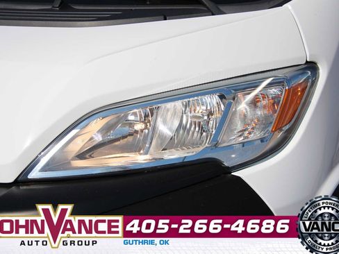 Used 2023 RAM ProMaster 2500 w/ Driver Convenience Group image 12