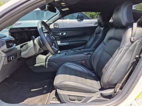 Used 2024 Ford Mustang GT Premium RWD image 15
