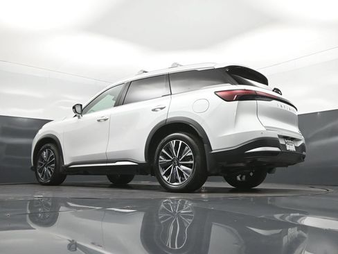 Certified 2026 INFINITI QX60 Luxe w/ Cargo Package FWD image 41