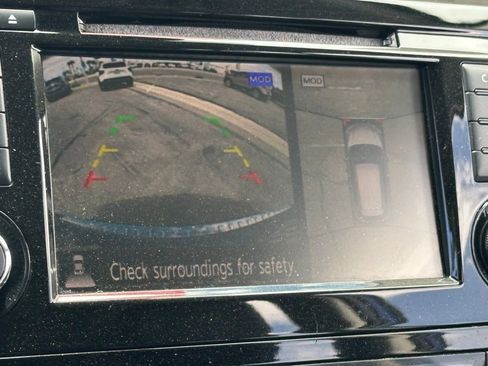 Used 2018 Nissan Rogue SL w/ Premium Package FWD image 21